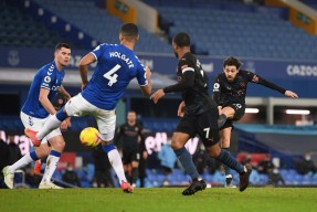 bob体育官方入口-水晶宫豪取大胜，客场击败波尔图打破连败的简单介绍