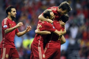 bob体育官网-包含西班牙队在欧预赛中一路高歌猛进，势不可挡的词条